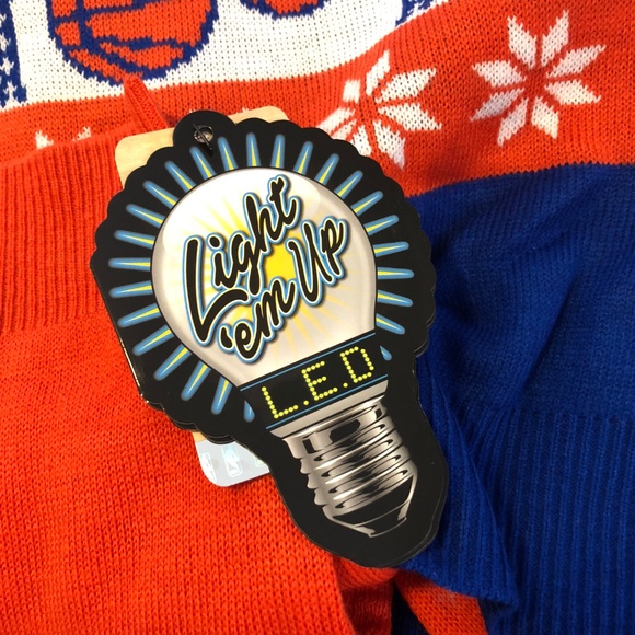 NWT NBA New York NY Knicks Light Em Up LED Sweater - Picture 7 of 8